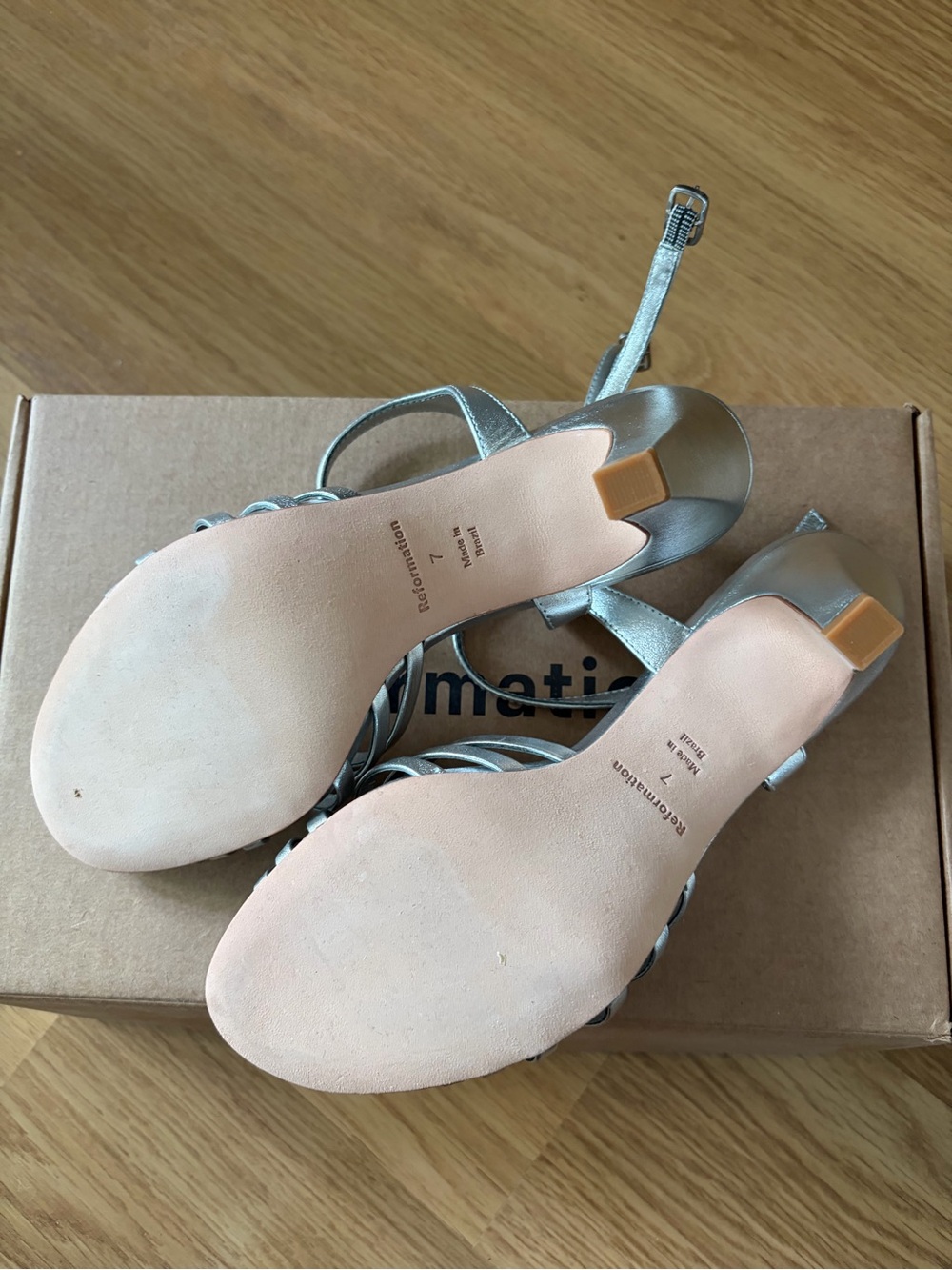 NWT Reformation Paloma Silver Strappy Mid Heel Sandals - Picture 3 of 4